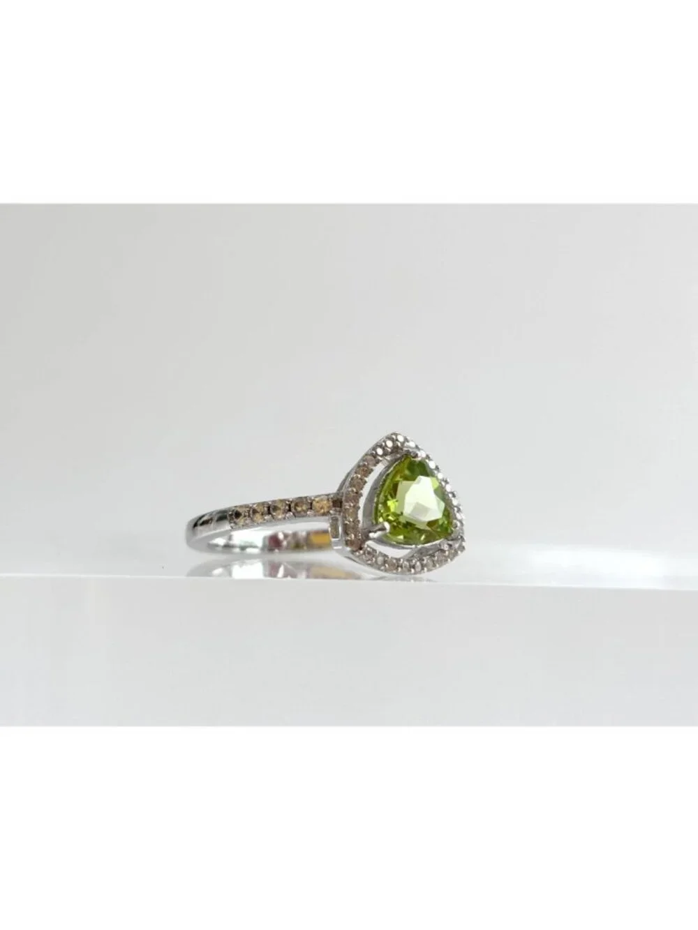 Trillion Cut Peridot Gemstone Halo CZ Sterling Silver 925 Vintage Ring - sz 8